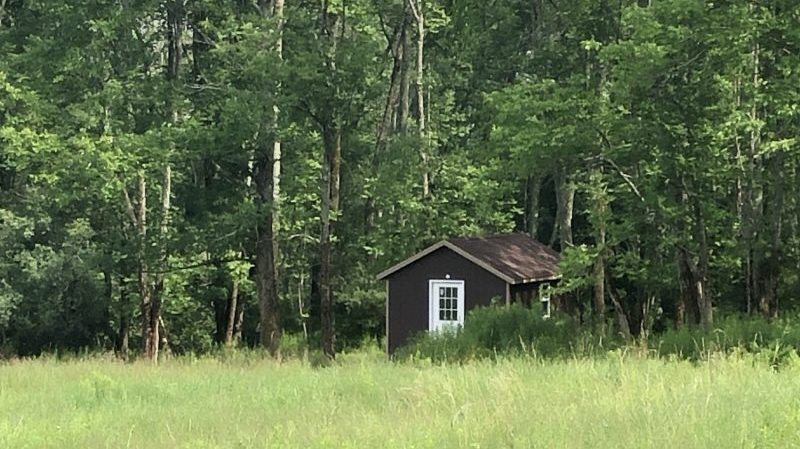 Gomde retreat cabin